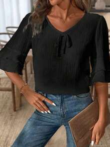 LUNE Women's Casual Linen Blouse With V-Neck And Short Sleeves With Ruffled Hem - Black - View 3