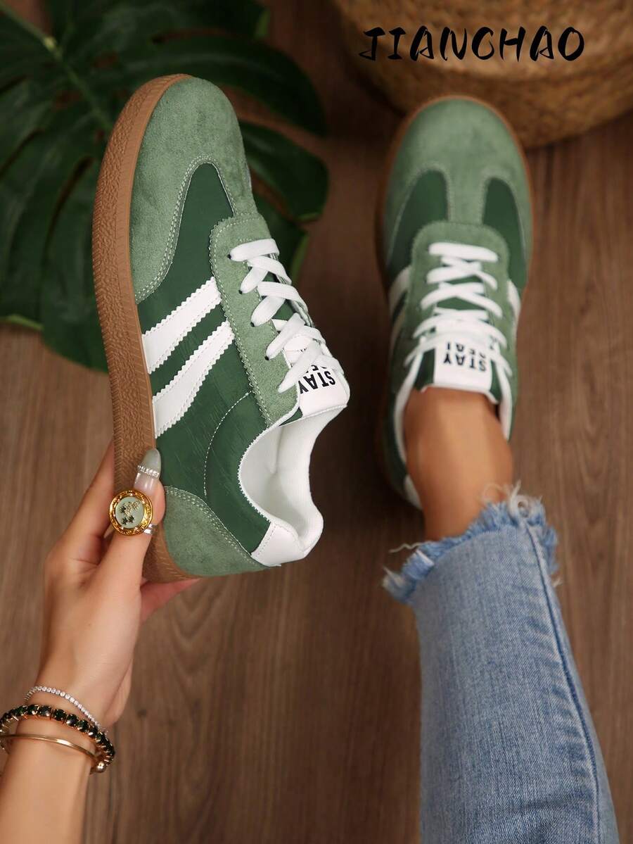 Women's Green & White Contrast Color Casual Sneakers, Low-Top Rubber Sole Comfortable Everyday Commute Shoes - Green - View 1