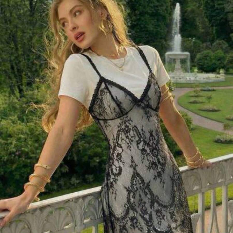 MOD Vestido mini de verano de moda con cuello redondo y manga corta, con parches de encaje - Blanco y Negro - Ver 1