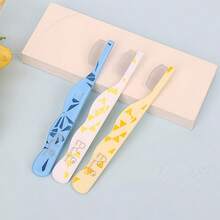 1 pièce Brosse de toilettage pour animaux de compagnie | Design à pointe ronde, convient pour le nettoyage du visage et le brossage des poils des chats et des chiens, facile à nettoyer - élimine sans effort les taches de larmes et la saleté - Voir 7