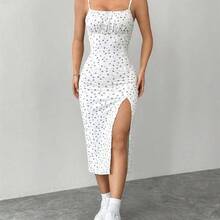 YijiaNvz  PETITE Vestido de media longura de corte ajustado con abertura lateral y tirantes con estampado floral rojo y azul para primavera y verano - Púrpura malva - Ver 4