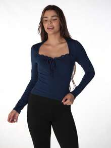 Blusa de mujer de unicolor con cuello de encaje, top ajustado sexy y de moda, blusa casual y única para uso diario y fiestas, color rojo primaveral - Azul marino - Ver 2