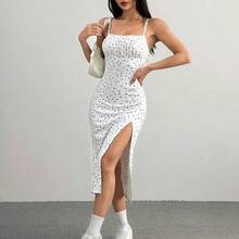 YijiaNvz  PETITE Vestido de media longura de corte ajustado con abertura lateral y tirantes con estampado floral rojo y azul para primavera y verano - Púrpura malva - Ver 7