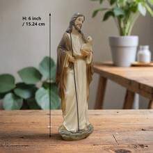 Estatua de 6 pulgadas de Jesús sosteniendo un cordero, decoración religiosa moderna para el hogar, estatua del Buen Pastor para escritorio interior, regalo religioso - 1PC - Ver 10