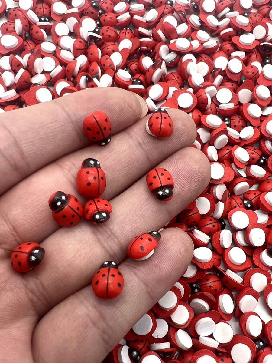 5/30/50/100/200pcs Realistic Red Wooden Ladybugs - Adhesive Decor, Plant Decoration, Flower Pot Fun Ladybug Decor, Suitable For DIY Crafts, Card Making, Mini Landscapes, Parties, Home Garden Decor, Flat Wooden Ladybug Decor, Perfect For Room Decoration