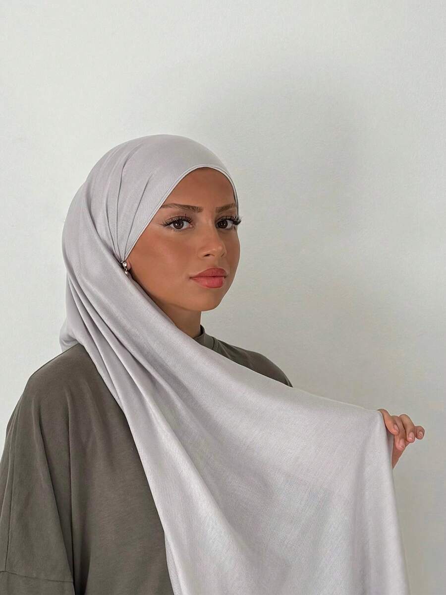 1 Stück einfarbiger Viskose-Strick Muslimisches Kopftuch - Hochwertig weiches, elastisches Muslimisches Kopftuch geeignet für den täglichen Gebrauch und zum Beten - Grau - Übersicht 1
