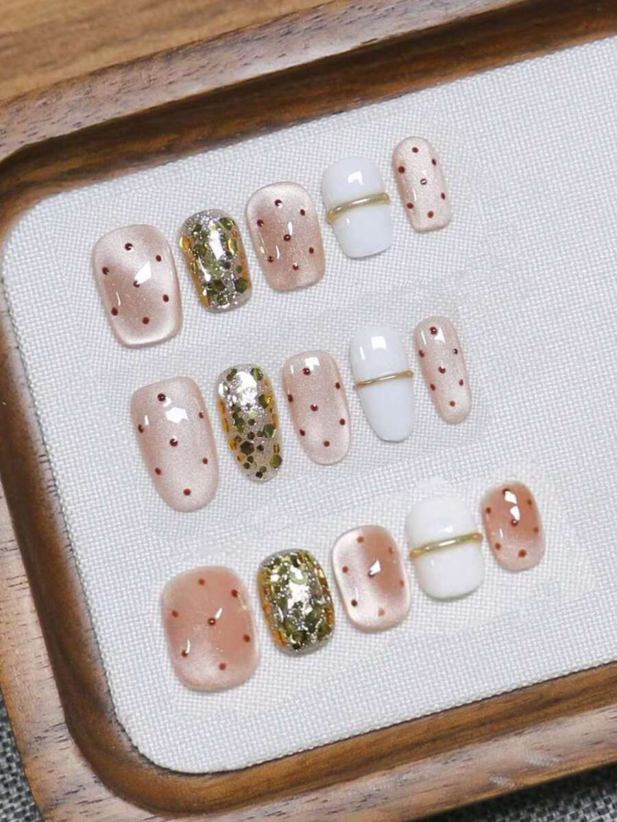10 piezas/paquete Pegatinas de uñas usables hechas a mano, con diseño de lunares nude de verano con bordes dorados y acentos tipo diamante, que iluminan el tono de la piel, adecuadas para uñas cortas, uso diario y para ir al trabajo - Multicolor - Ver 1