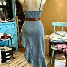 NostaNoir Vestido de mezclilla con escote en V asimétrico y tirantes finos para mujer - Azul - Ver 3