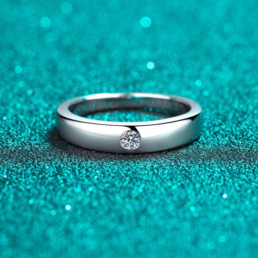 Anillo de plata esterlina Swaro S925 para mujer, anillo de pareja con moissanita, estilo universal, disponible al por mayor directamente del fabricante.