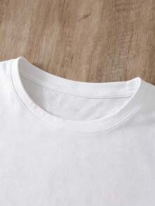 Fashion Printed T-Shirts For Women, Oversized Streetwear Tops, Comfortable And Stylish All-Match Summer Tees. Casual Short-Sleeved Crew Neck T-Shirt For Women With Fun Spaceship Print: Comfortable And Versatile Garment. - 白色 - 查看 3