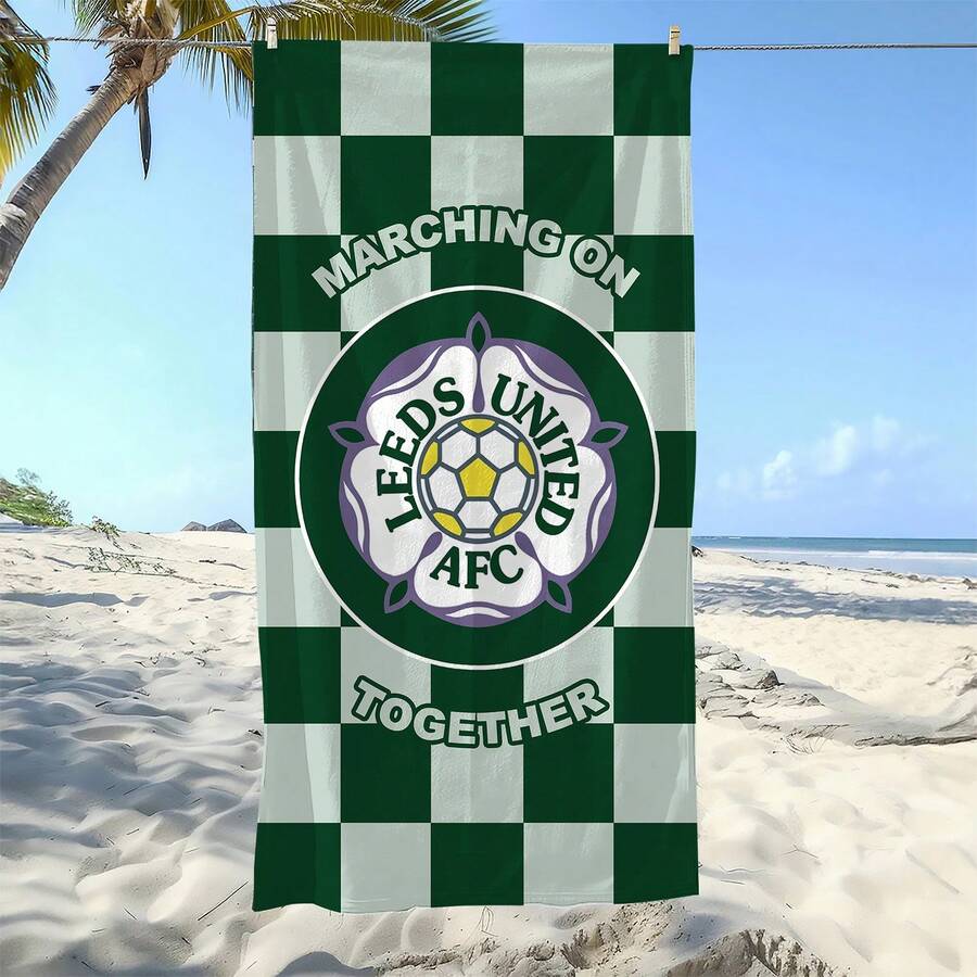 1 buah Handuk Pantai Resmi Leeds United AFC dengan Emblem dan Motif Kotak-kotak Buffalo - Campuran Poliester Cepat Kering, Lembut & Ringan, Cocok untuk Pantai, Kolam Renang, dan Penggemar Olahraga - Desain Geometris Biru & Kuning dengan Teks "Marching On Together", Aksesori Tepi Kolam Renang, Handuk Penyerap Besar Anti Pasir Pantai - Kamar Mandi, Kolam Renang - A - View 1