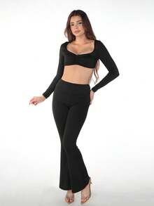 Bộ 2 món áo crop top cổ tròn và quần dài màu đen thanh lịch dành cho nữ, thích hợp cho mùa xuân. - màu đen - Xem 2