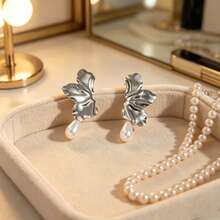 1 Pair Teardrop Faux Pearl Metal Wavy Half Floral Dangle Earrings ...