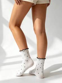 1 par/10 pares de calcetines cortos blancos con lunares dulces y borde de volantes, uso en todas las estaciones, ajuste versátil sin apretar, calcetines de algodón casuales para el uso diario, estilo coreano INS con lunares y encaje, estilo básico negro, calcetines cortos suaves para chica en todas las estaciones - Blanco - Ver 3