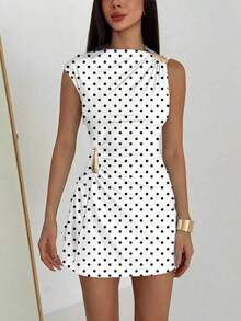 Women's Dress With Umbrella Sleeves And Ruffles With Metallic Decoration - Black and White 2 - View 6