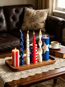 1 pieza Vela de cera de soja con diseño patriótico en rojo, blanco y azul. Estos artículos de decoración del hogar con estilo vintage y patriótico son excelentes para colocar en mesas de centro de la sala de estar, mesas de comedor (para crear ambiente), mesas de noche y escritorios. Son perfectos para decoraciones de fiestas del Día de la Independencia y el Día de los Caídos, creando un ambiente acogedor en el hogar, y también son excelentes regalos para días festivos. - Múltiples estilos - Ver 10