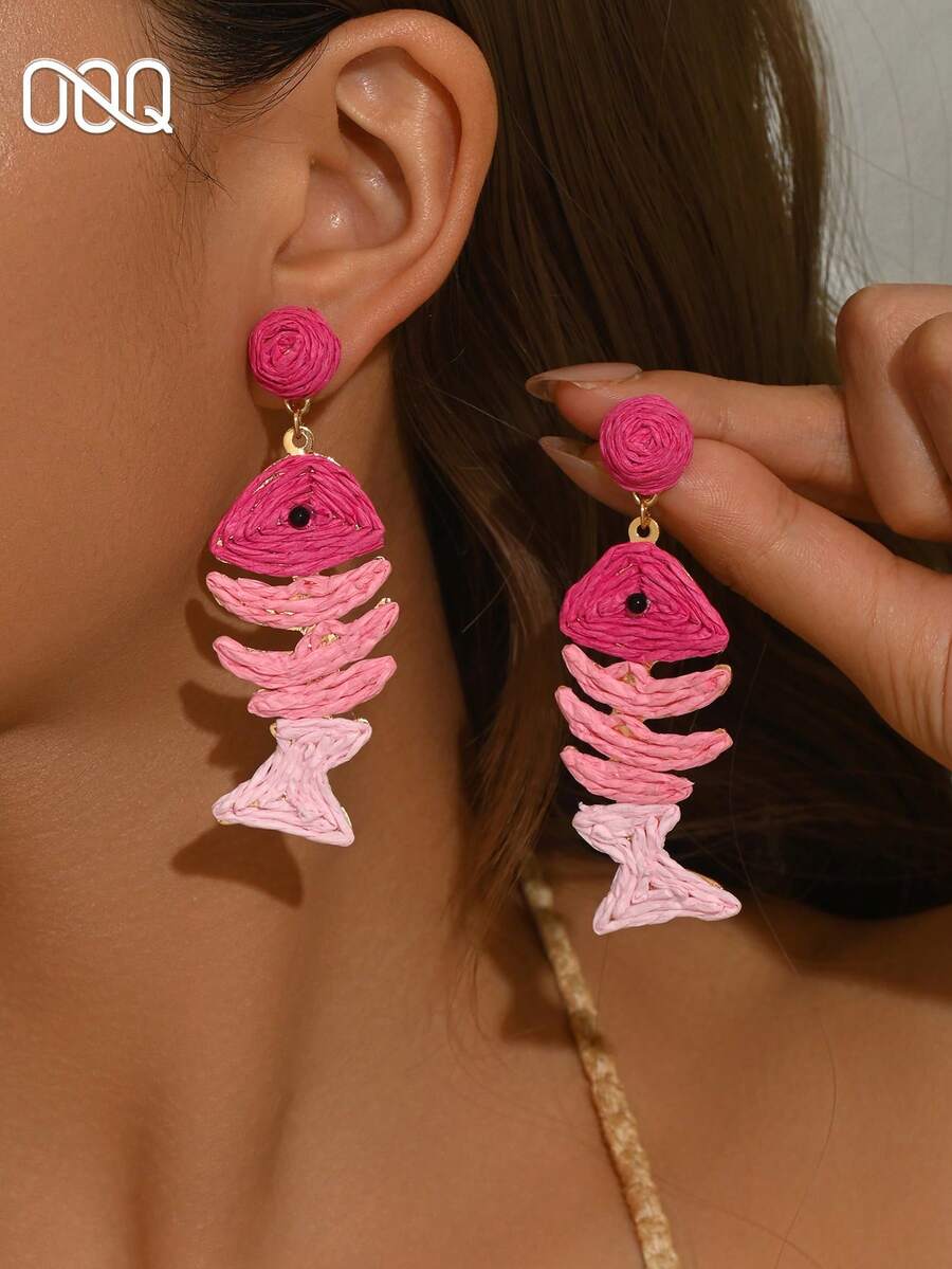 OOQ 1 Pair Summer Vacation Style Animal Fish Shaped Raffia Earrings, Creative Design, Fashion Versatile Charming Colorful Personalized, Suitable For Beach, Party, Date, Daily Wear - Pink - View 1