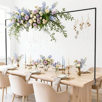 Soporte Metálico Ajustable para Arco de Globos con abrazaderas incluidas, estructura de mesa con mástil resistente y base estable, diseño reutilizable para armar arcos de globos de forma DIY, perfecto para decoración de fiestas del Día de la Madre, celebraciones de cumpleaños, bodas, baby shower y eventos sociales, acabado en color negro, material de alta resistencia con mástil ligero y duradero, fácil de armar, desarmar y guardar, ideal para decorar interiores y exteriores en todo tipo de celebraciones familiares.