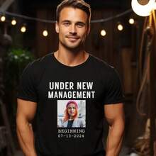 Camiseta Personalizada para Fiesta de Solteras, Camiseta con Foto de la Novia para el Futuro Esposo, Regalo de Compromiso Personalizado para el Futuro Esposo, Camiseta de Boda para Luna de Miel - Negro - Ver 1