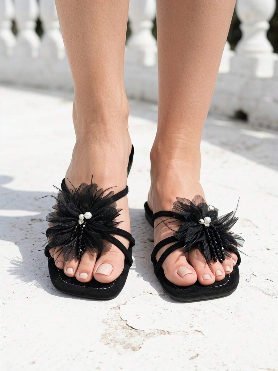 Summer New Solid Color Velvet Soft Textured 3D Pearl Big Flower Flat Slide Sandals, Fashionable Versatile Comfortable Suitable For Beach Travel Vacation - Black - View 1
