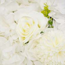 Fondo de Pared Floral, 12 Paneles Florales de 15x15 Pulgadas, Decoración Floral Artificial Ideal para Celebraciones de Bodas, Fiestas Festivas, Telones de Fondo y Decoración del Hogar (Blanco/Blanco+Morado/Rosa+Champán/Rosa+Blanco/Rosa+Morado) - Blanco - Ver 5
