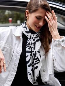 Women's Large Square Satin Scarf 90x90 Elegant Fashion Bandana For Hair And Neck - L7-branco - 查看 4