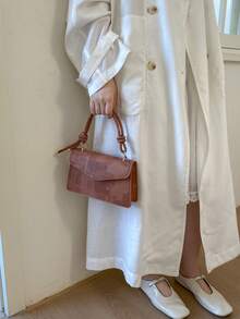 Bolso de hombro cuadrado acolchado de unicolor clásico para mujer, bolso de maquillaje de PU retro con correa ajustable, cartera cuadrada, adecuado para uso al aire libre - Marrón 2 - Ver 3