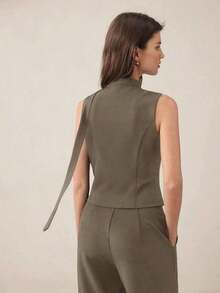 AYYBizChic Chaleco con cuello en V, recorte de encaje, parche delantero con botones y cintura con lazo, elegante para oficina y uso diario para mujeresAYY - Verde militar - Ver 4