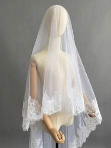 2026 Long Lace Wedding Veil, White Sequin Lace 3 Meters Bridal Veil, Extra Long Train Veil, Spanish Cathedral Wedding Veil - Multicolor - View 4