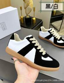 Women Field Sport Shoes - Black/White - View 13