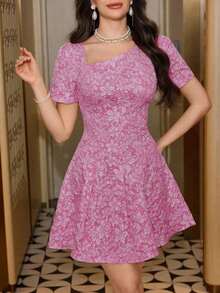 Vestido elegante con diseño de jacquard amarillo que realza la cintura, adecuado para salidas y citas - Rosa Roja - Ver 3