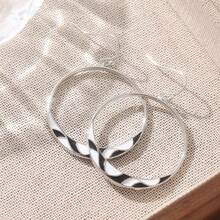 1 Pair White Round Earrings With Denim Style Design, Produced By Southwest Jewelry Circle. Suitable For Casual Daily Wear And Vacation - Silver - View 3