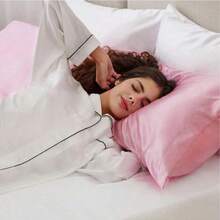 14件套睡眠及美发造型工具套装，包含卷发棒、枕套（适用于标准双人床）、免加热卷发套装、夜间卷发器、睡眠眼罩、洗发水瓶及按摩刷 - 彩色 - 查看 7
