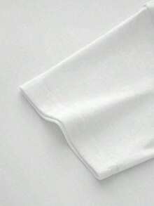 Representando el amor puro por papá las letras D con fresas diminutas y flores blancas sobre fondo rosa y una fresa roja con corazones blancos como la A central esta camiseta de hombre 100% algodón es el regalo perfecto que irradia cari?o paternal - Blanco - Ver 7
