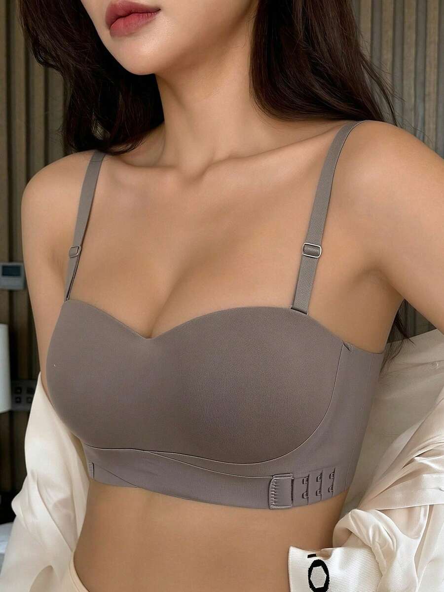 DAZY 前勾AB杯无肩带内衣文胸女提拉提升小胸无肩带隐形防滑防走光适用于婚纱 - 摩卡棕 - 查看 1