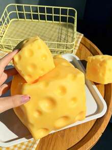 Đồ chơi bóp giảm căng thẳng hình pho mát (1-2 cái) - Khối pho mát mềm, cỡ lớn, dễ bóp | Quà tặng hài hước và giảm căng thẳng | Đồ dùng học tập | Thích hợp sử dụng tại văn phòng, lớp học hoặc nhà | Tuyệt vời cho mùa đông, Lễ Tạ ơn, Giáng sinh, Quốc khánh Ả Rập Xê Út, Sinh nhật, Ngày lễ, Năm mới và Ngày Valentine | Quà tặng cho bạn trai hoặc bạn gái | Phù hợp cho người lớn - Xem 5