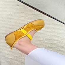 Women's New Split-Toe Beanie Shoes, Red Casual Flat Mary Jane Shoes With Cross Straps Zapatos Comodos De Mujer Zapatos De Mujer Sandals Sandals For Women Women Sandals Summer Closed Toe Sandals Jelly Sandals Women Polka Dots Hollowed-Out Summer Elegant 4th Ofjuly Outfit Checkered Embroidery - 黃色 - 查看 7