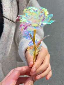 Hoa hồng khô được phủ lá vàng lấp lánh, hoa giả màu trắng có cuống, thích hợp cho Ngày Valentine, Ngày của Mẹ, Ngày của Cha, sinh nhật và đám cưới. Cũng thích hợp để trang trí phòng và nhà cửa. - Nhiều màu - Xem 3