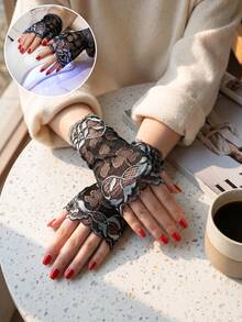 8pcs(4 Pairs)/2pcs(1 Pair) Thin Lace Nail Art Gloves, UV Protection Manicure Gloves, Moisturizing Half Finger Outdoor Sports Gloves, Sun Protection Gloves, Wrist Decor Gloves, Multi-Functional Gloves, Nail Art, Gel Nail Gloves, Sun Protection Gloves - Multicolor - View 1