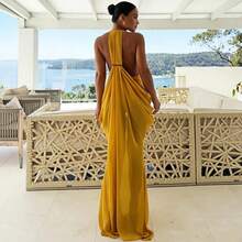 Designed For The Confident Modern Woman, This Solid Citrus‑Hued Mini Dress Combines A Simple Scoop Back, A Slimming Ruched Waist, And A Lightweight, Breathable Fabric – Ideal For A Sophisticated Yet Spicy Look That Transitions From Dinner To The Dance Floor. Maxi Dress - màu cam - Xem 8