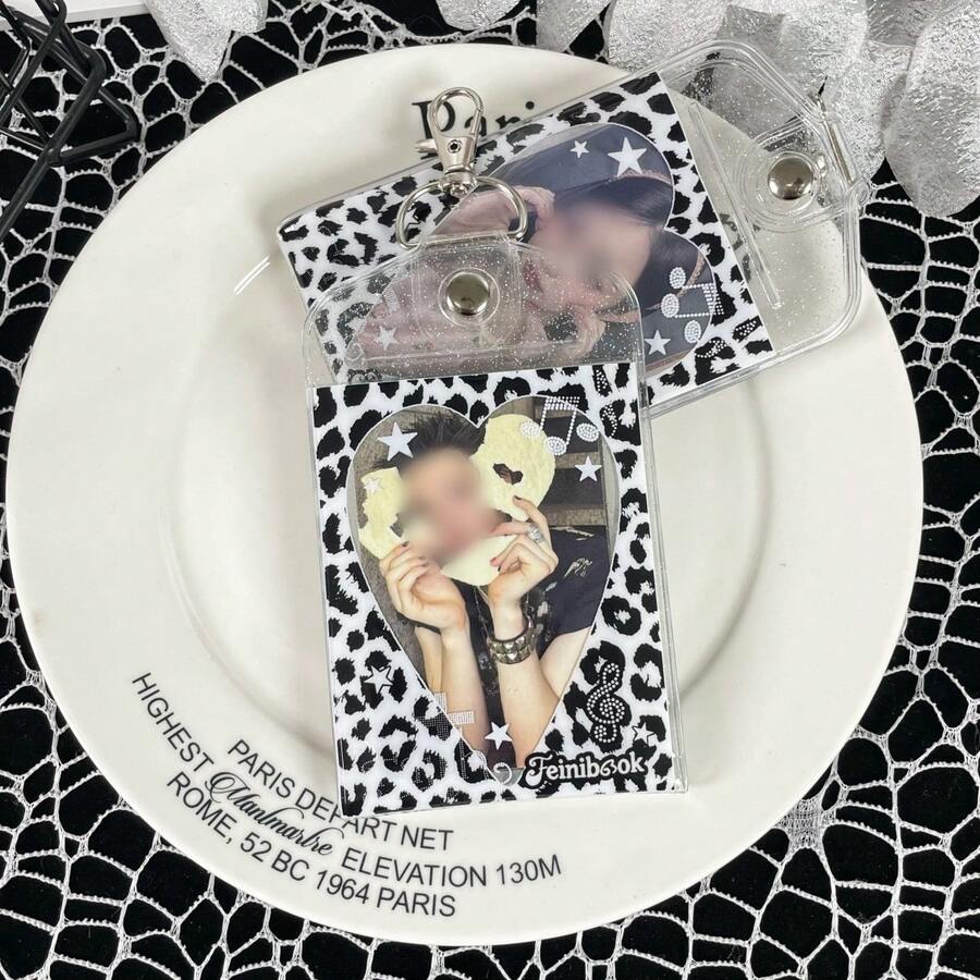 1pc Vintage Glitter Leopard Print Card Holder, Semi-Transparent Heart Cover Card Case, Double-Sided PVC Card Sleeve, FEINIBOOK, Star Leopard Music Note Card Holder, K-Pop Album Photocard Storage, Concert Fanlight, Suitable For 3-3.5 Inch Idol Photocards, Photos, Trading Cards, Anime Merchandise, Student ID/Access Cards, Can Be Used As Keychain Or Bag Charm - Card Sleeve - View 1