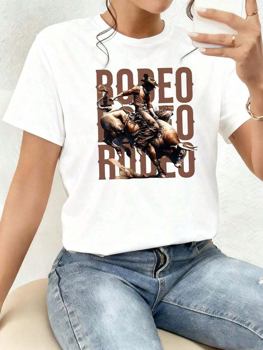 Art T-Shirt, The Pattern Shows A Brave Rider Taming A Raging Bull In A Rodeo Scene That Symbolizes Strength, Courage, Freedom And Adventurous Spirit In Full Dusty Action. Women's 100% Cotton T-Shirt, Comfortable And Durable, Ideal For An Authentic Casual Look Full Of Western Energy - 白色 - 查看 1