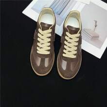 Zapatos casuales unisex, talla 36-45, zapatos casuales de mujer y zapatos deportivos de hombre, zapatos planos de suela blanda con cordones, zapatos cómodos y livianos de hombre para uso diario, de corte bajo,,,,,Zapatillas de entrenamiento alemanas para parejas, zapatillas blancas retro versátiles, nuevo modelo 2026, zapatillas deportivas casuales de suela plana, cómodas y elegantes. - Combinación de colores gris y blanco - Ver 10