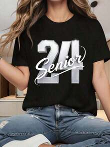 1 Piece Of Women's Short-Sleeved Crew Neck T-Shirt, Graduation T-Shirt For The Class Of 2024 For Women, Men, Unisex, Black Cotton, Casual Style, Graduate Gift. The Fun Print Is Suitable For Christmas Parties, Sports Activities, Holiday Parties, Outings, Sports, And Other Festive Gifts. 180g 100% Cotton - 黑色 - 查看 4
