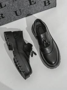 Tassel Loafers, Casual Moccasins For Teenagers, Breathable Slip-On Driving Shoes, Minimalist Solid Color Low-Top Shoes, Suitable For Daily Wear, Graduation, Wedding, Performance, Plus Size - Black - View 9