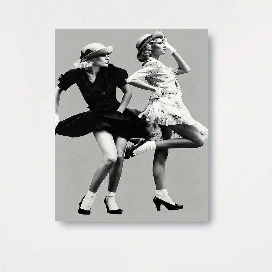 Póster plano 2D, 1 pieza, vertical, retro de mujeres bailando con marco de madera maciza - Minimalista, adecuado para decoración de dormitorio, sala de estar, oficina, regalo vintage de inauguración de casa, no requiere instalación, decoración colgante vertical para espacios estrechos, plano 2D - Enmarcado - Ver 1