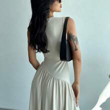 . .  Vestido largo para mujer sin mangas con cuello redondo y sólido, con pliegues y cinturón en la cintura - Verde Oscuro - Ver 5