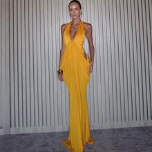 Designed For The Confident Modern Woman, This Solid Citrus‑Hued Mini Dress Combines A Simple Scoop Back, A Slimming Ruched Waist, And A Lightweight, Breathable Fabric – Ideal For A Sophisticated Yet Spicy Look That Transitions From Dinner To The Dance Floor. Maxi Dress - màu cam - Xem 1