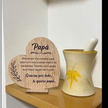 1pc Wooden Heart Shaped Plaque For Dad, Spanish Engraved "Papá" Sentiment Sign, Rustic Wood Father's Day Gift Table Decor - A - View 3