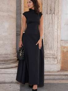 Sleeveless A-Line Maxi Dress In A Single Color, With A Round Neck, Elegant And Fitted European-American Style. - 黑色 - 查看 1